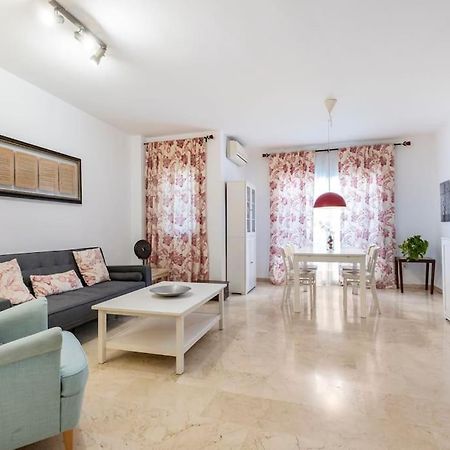 Apartmán Centro Ferrandiz Parking Gratis Màlaga Exteriér fotografie