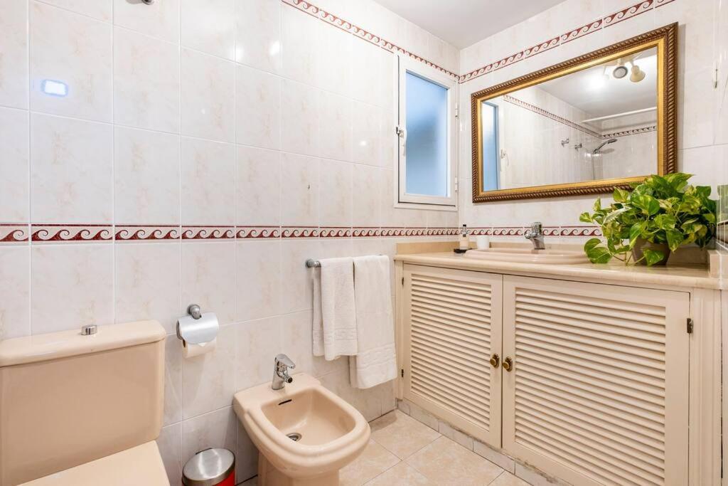Apartmán Centro Ferrandiz Parking Gratis Màlaga Exteriér fotografie