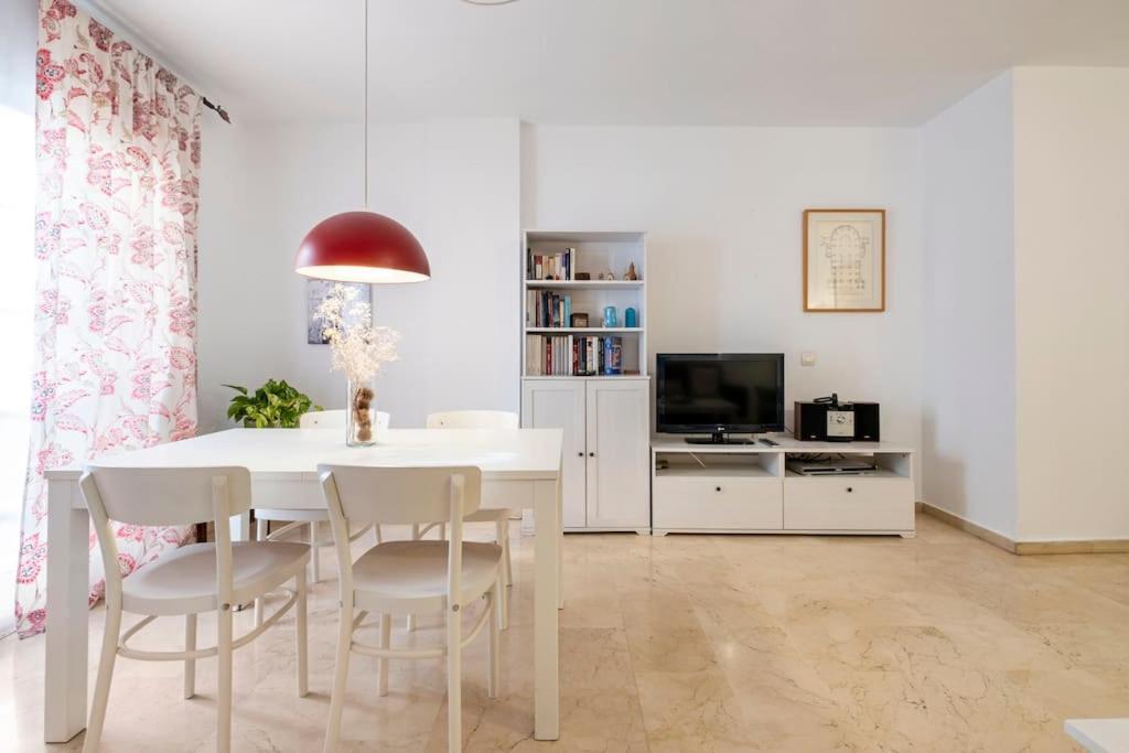 Apartmán Centro Ferrandiz Parking Gratis Màlaga Exteriér fotografie